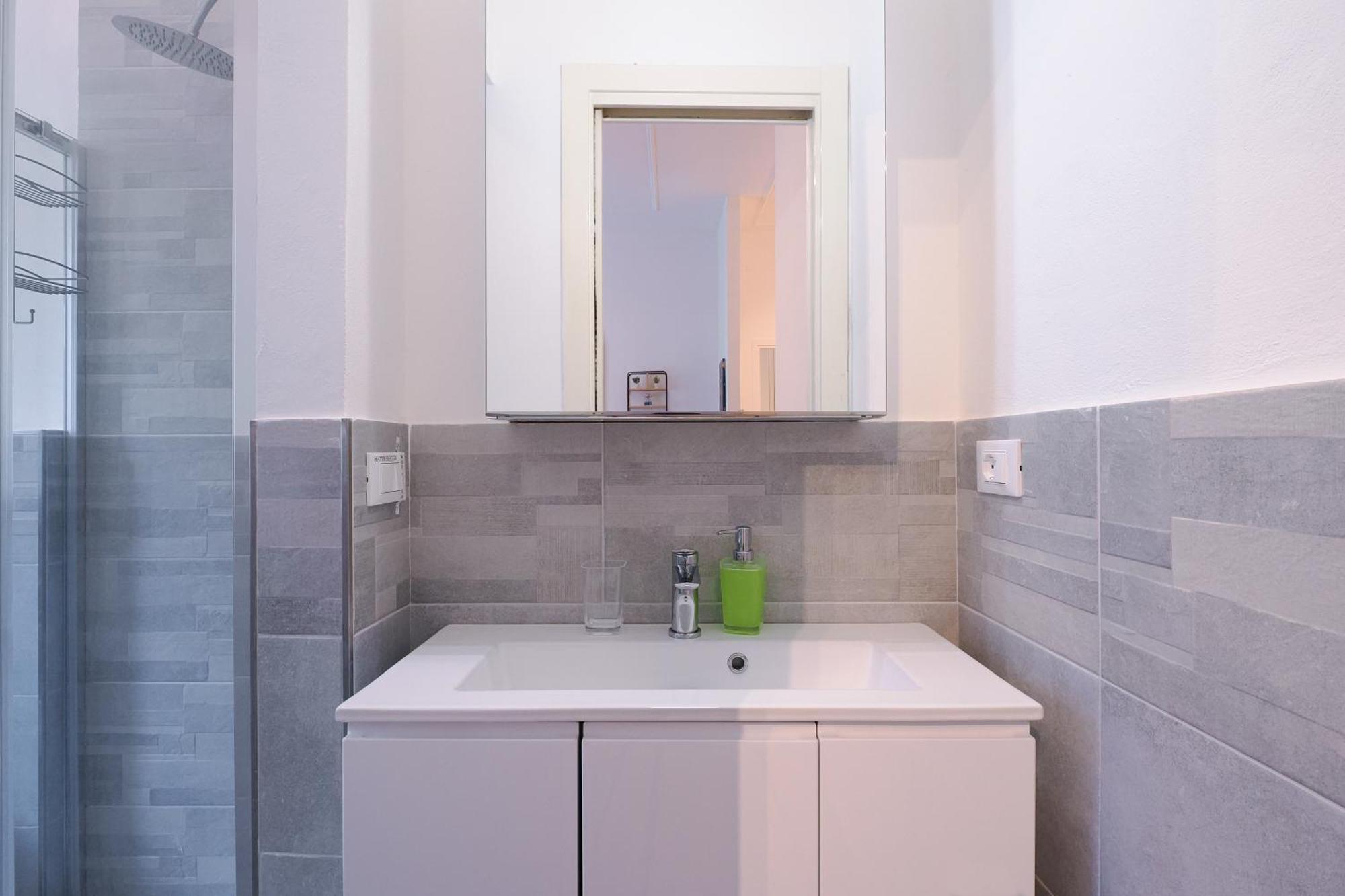 Primopiano - Promessi Sposi Apartman Milánó Kültér fotó