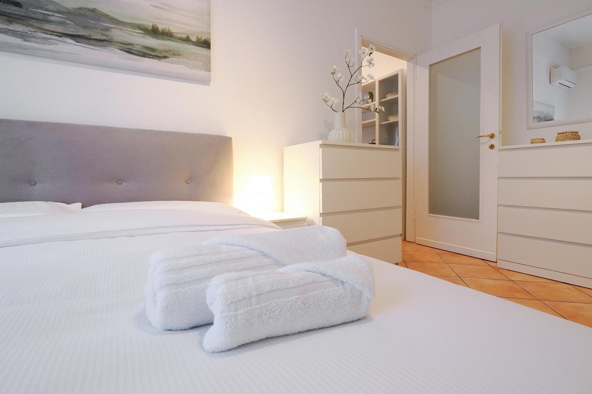 Primopiano - Promessi Sposi Apartman Milánó Kültér fotó